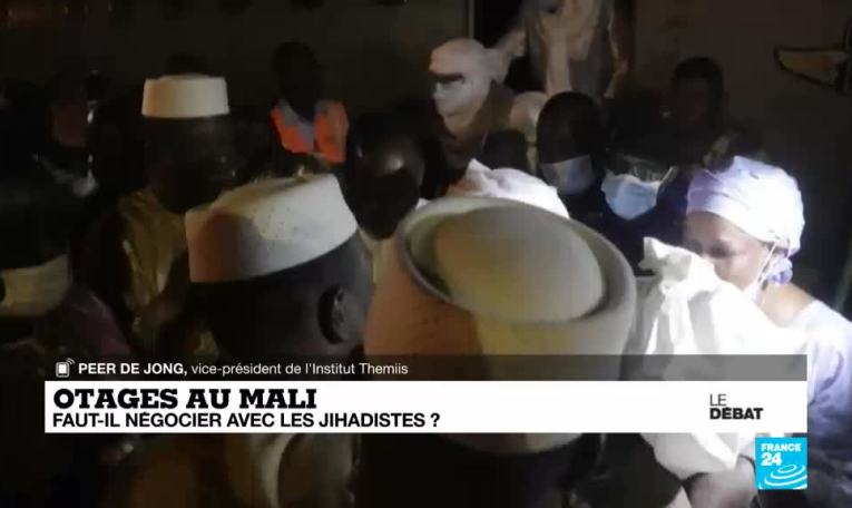 Otages au Mali : faut-il négocier avec les jihadistes ?