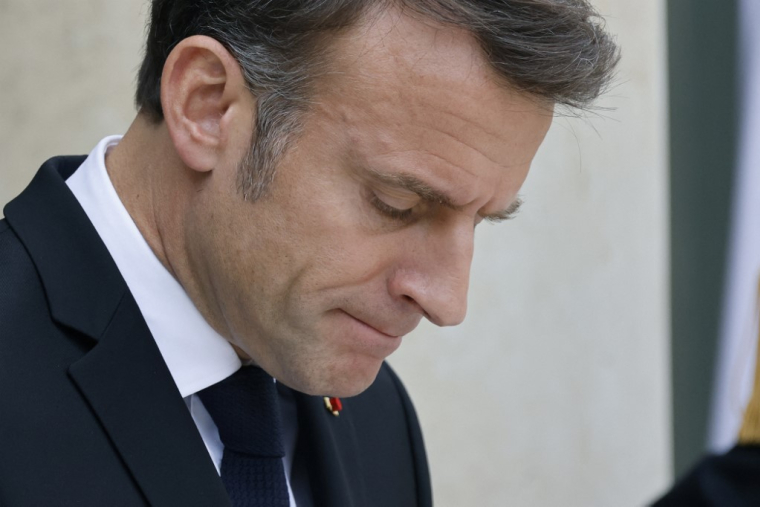 Emmanuel Macron, à Paris, le 17 juin 2024 ( AFP / LUDOVIC MARIN )