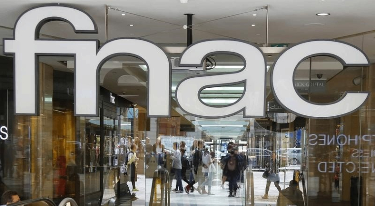 FNAC DARTY REGROUPE SES SIÈGES