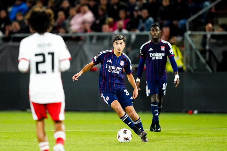 Paulo Fonseca en pince pour Mathys De Carvalho