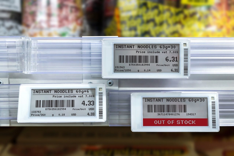 Des étiquettes électroniques dans un magasin (photo d'illustration) (crédit photo : Adobe Stock / )
