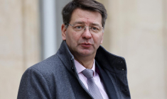 Patrice Vergriete à Paris, le 21 février 2024. ( AFP / LUDOVIC MARIN )