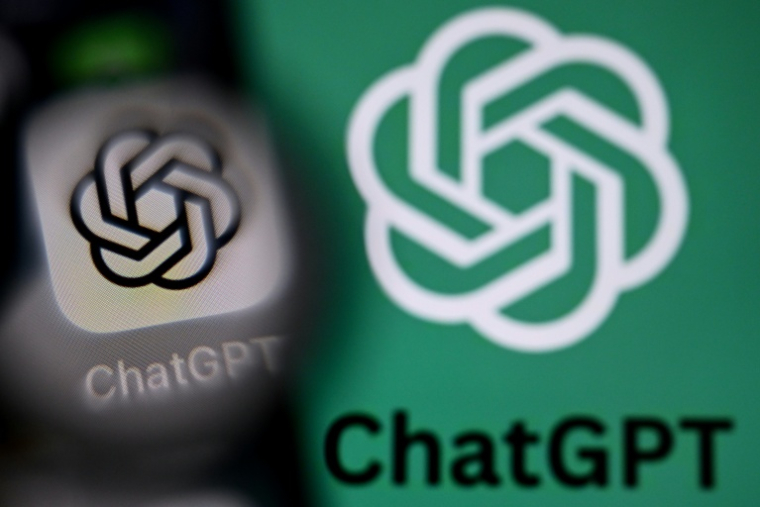 ChatGPT va intégrer des publicités à partir de lundi 24 août en France et dans 30 pays européens dans la version gratuite et l'abonnement à petit prix de l'agent conversationnel d'intelligence artificielle ( AFP / Kirill KUDRYAVTSEV )