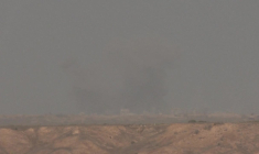 De la fumée s'élève de Gaza-ville alors qu'Israël poursuit son offensive