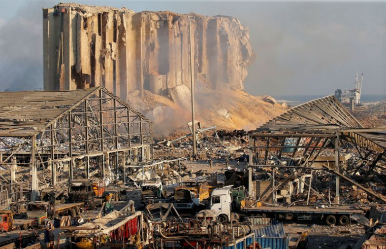 BEYROUTH: LOURDS SOUPÇONS DE NÉGLIGENCE APRÈS L'EXPLOSION DU PORT