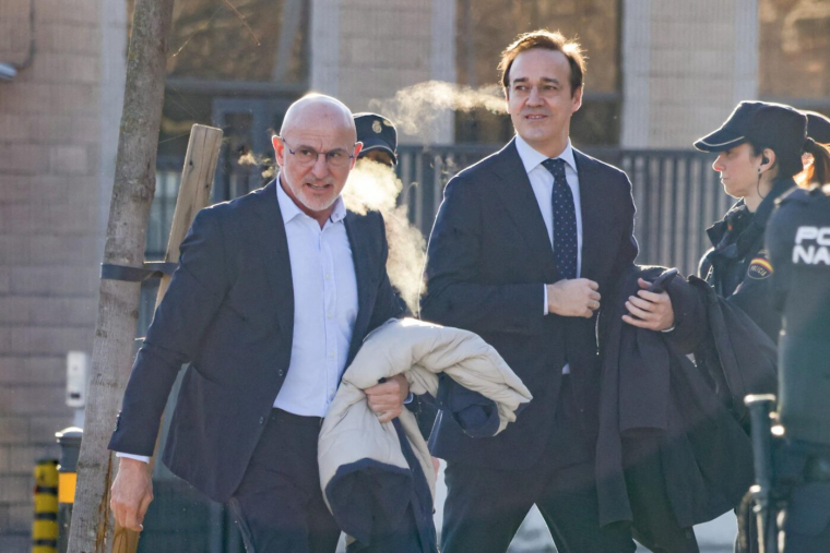 Procès Rubiales : le sélectionneur espagnol admet ne pas avoir pris « conscience de l’ampleur » du scandale