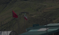 A la frontière turque, des Franco-Iraniennes fuyant Téhéran racontent l'effroi
