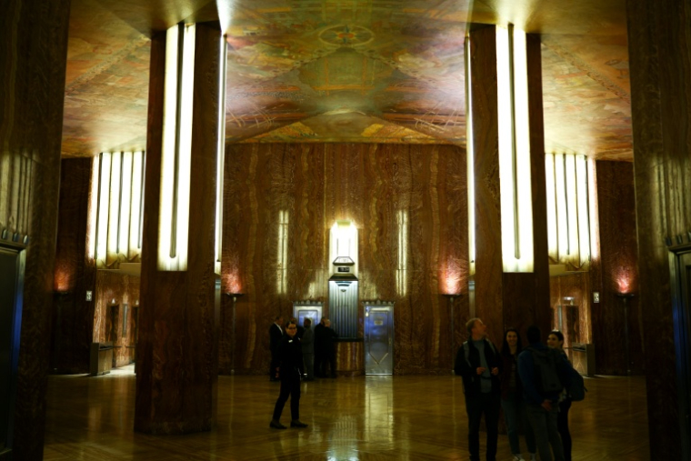 Le hall d'entrée du Chrysler Building dans le quartier de Manhattan à New York, le 7 octobre 2026 ( AFP / CHARLY TRIBALLEAU )