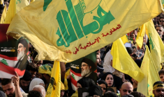 Des partisans du Hezbollah rassemblés pour l'anniversaire de la mort de l'ancien chef du mouvement Hassan Nasrallah, le 25 septembre 2025 à Beyrouth ( AFP / ANWAR AMRO )