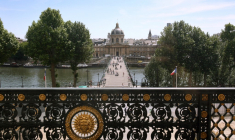 L'Institut de France, qui abrite notamment l'Académie des sciences. ( AFP / LOIC VENANCE )
