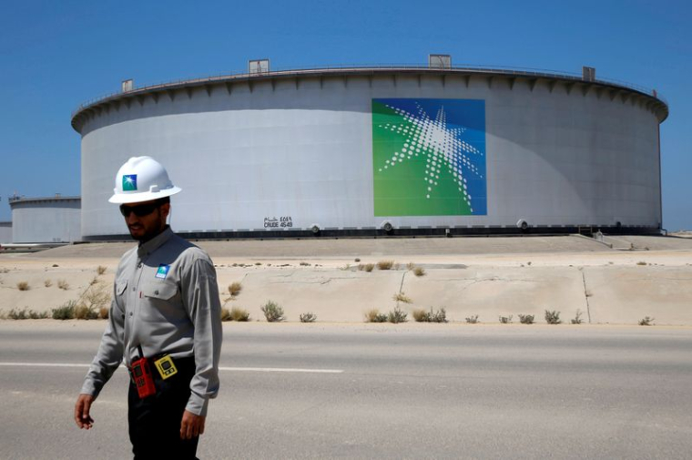 DE GRANDS INVESTISSEURS CHINOIS DISCUTENT D'UNE PART DANS ARAMCO