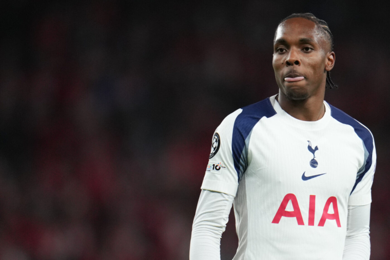 Mathys Tel encore écarté par Tottenham