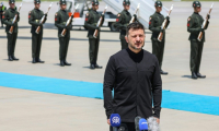 Le président ukrainien Volodymyr Zelensky à son arrivée à l'aéroport d'Ankara, le 15 mai 2025 ( AFP / Adem ALTAN )
