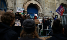 Des lycéens français manifestent en France