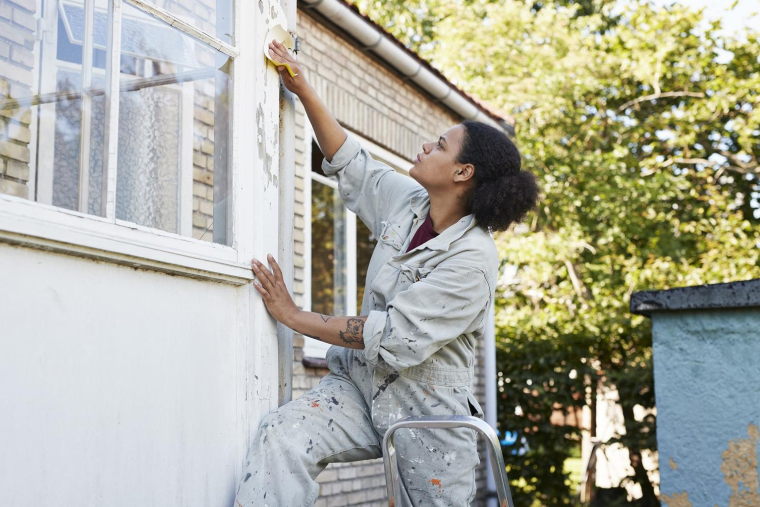 Acquérir un logement ancien est le pari que relèvent certains investisseurs prêts à se lancer dans d’importants travaux. crédit photo : GettyImages