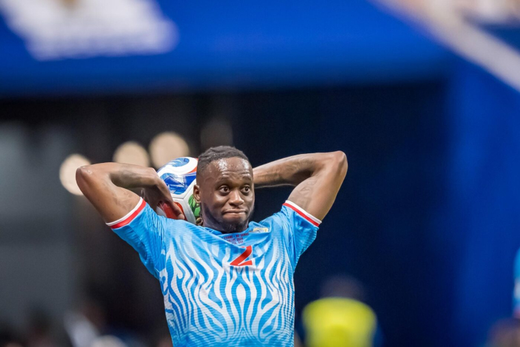 Un international congolais reste en Premier League et va retrouver la Ligue des champions