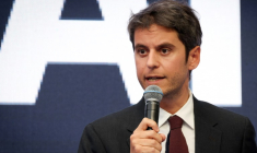 Le patron du parti Renaissance, Gabriel Attal, à Charleroi, en Belgique, le 1er mai 2025 ( BELGA / VIRGINIE LEFOUR )