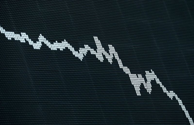 L'ESPAGNE ET L'ITALIE INTERDISENT LES VENTES À DÉCOUVERT, PAS L'AMF