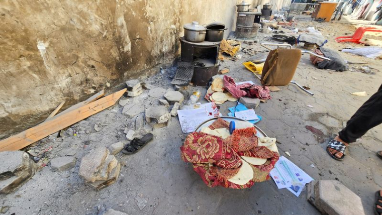 La suite d'une frappe contre une école gérée par l'ONU abritant des personnes déplacées, à Gaza