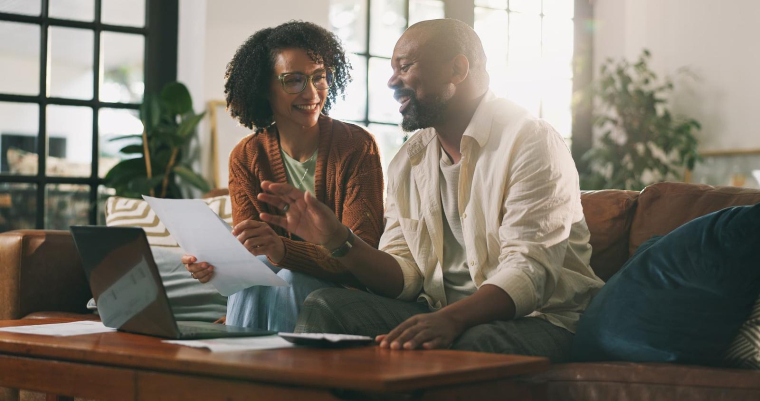 À 47 ans, Quique Escrivá a transformé sa passion pour l’immobilier en activité principale en développant un parc de vingt mini-appartements grâce à une stratégie de transformation de biens existants ( Shutterstock )