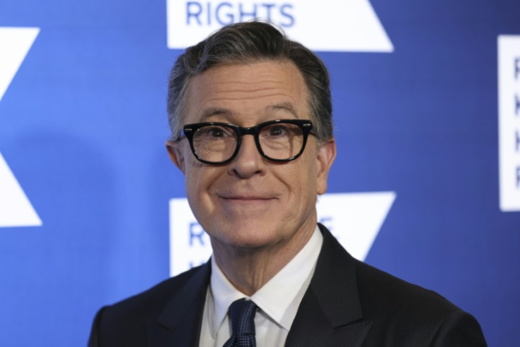 L'animateur et humoriste Stephen Colbert lors d'un gala à New York, le 9 décembre 2025. ( AFP / ANGELA WEISS )