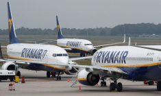 RYANAIR ANNONCE UNE PERTE AU TROISIÈME TRIMESTRE, HAUSSE POSSIBLE DES TARIFS CET ÉTÉ