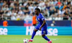 Un international Espoir signe en Premier League