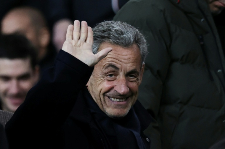 Nicolas Sarkozy le 12 janvier 2026 à Paris ( AFP / Anne-Christine POUJOULAT )