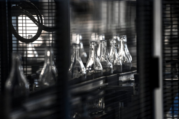 ( AFP / CHRISTOPHE ARCHAMBAULT )