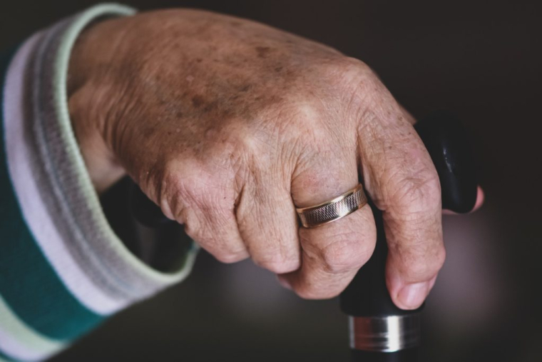 L'âge idéal moyen de départ à la retraite est de 59,3 ans pour les moins de 35 ans et de 62,7 ans pour les 65 ans et plus selon une étude. Photo d'illustration (Alexas_Fotos / Pixabay)
