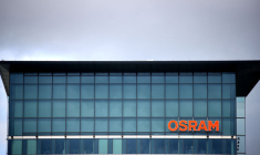 BAIN ET CARLYLE RÉFLÉCHISSENT À UNE SURENCHÈRE SUR OSRAM
