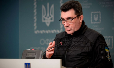 L'UKRAINE, SUR LE QUI-VIVE, VA INSTAURER L'ÉTAT D'URGENCE