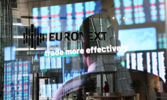 La bourse Euronext dans le quartier d'affaires de La Défense à Paris