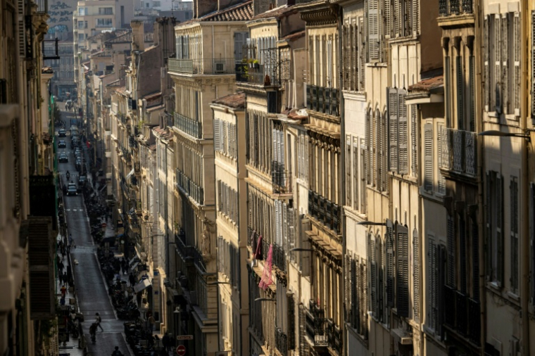 Des immeubles dans le centre de Marseille le 14 octobre 2025  ( AFP / Miguel MEDINA )