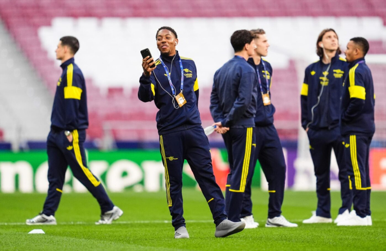 Énorme surprise dans le onze d'Arsenal