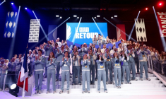 Les athlètes français de retour des Jeux olympiques de Milan Cortina sont fêtés à Albertville, le 23 février 2026 ( AFP / Alex MARTIN )