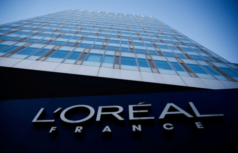 L'ORÉAL: L'ACTIVITÉ CONTINUE DE SE REDRESSER AU T4, GRÂCE À LA CHINE ET AUX VENTES EN LIGNE