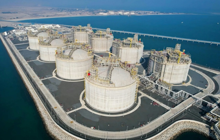 Photo non datée, fournie par la Kuwait Petroleum Corporation (KPC), le 13 août 2026, montrant une installation pétrolière à Koweït City ( Kuwait Petroleum Corporation (KPC) / - )
