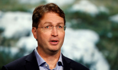 DAIMLER JUGE TRÈS DIFFICILE L'OBJECTIF 2021 D'ÉMISSIONS DE CO2