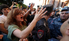 Manifestation à Erevan suite au lancement de l'opération militaire azerbaïdjanaise dans le Haut-Karabakh