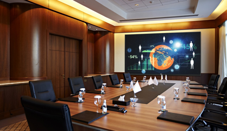 Le LG LED bloc est parfait si vous cherchez un bel écran, versatile, connecté et simple d'emploi pour vos salles de contrôles, studio télé, lobby high-tech, ou bien salles de réunion (il est d'ailleurs certifié CEM classe B).