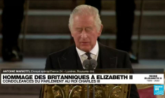 Charles III devant le Parlement : "Je ne peux m'empêcher de ressentir le poids de l'Histoire"