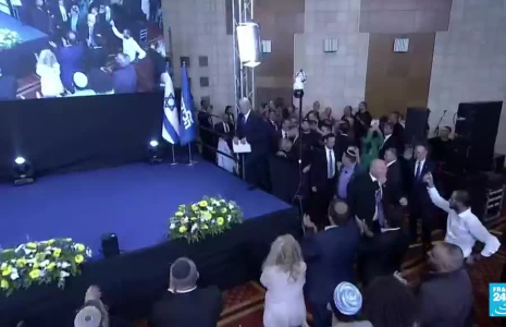Législatives en Israël : victoire de B. Netanyahou, majoritaire avec ses alliés religieux et d'extrême droite