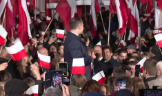 Pologne : dernier meeting du candidat nationaliste Karol Nawrocki avant la présidentielle