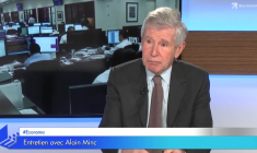 "Je ne vois pas ce qu'il y a de choquant dans le fait de réserver la reforme des retraites aux nouveaux entrants sur le marché du travail !" selon Alain Minc