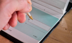 Donation 2025 : jusqu’à 200 000 euros transmis à vos enfants non imposables / iStock.com - Igor Paszkiewicz