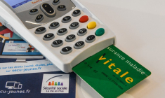 ( AFP / DENIS CHARLET )