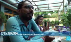 Étudiants étrangers en Ukraine : l'avenir suspendu des aspirants médecins indiens