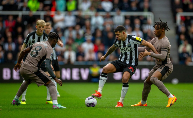 Newcastle et Tottenham terminent leur saison à 15 000 kilomètres de l'Angleterre