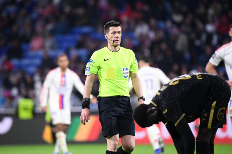 La sonorisation arbitrale enfin utilisée en Ligue 1 !